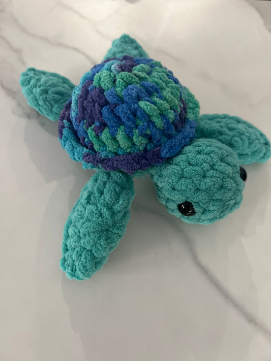 Crochet mini turtle