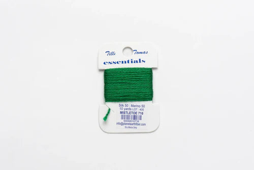 Essentials Card 716 Mistletoe