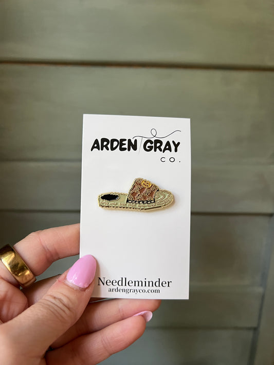 Arden Gray Fashion Sandals Needleminder