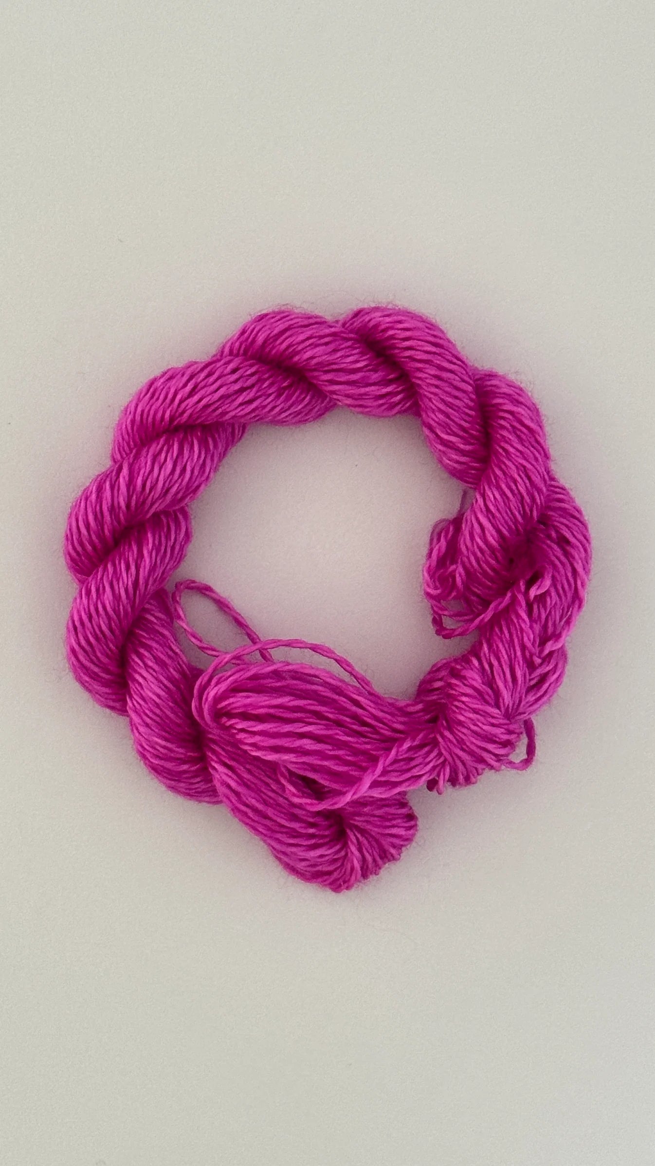 Moondrake Silky, Electric Berry