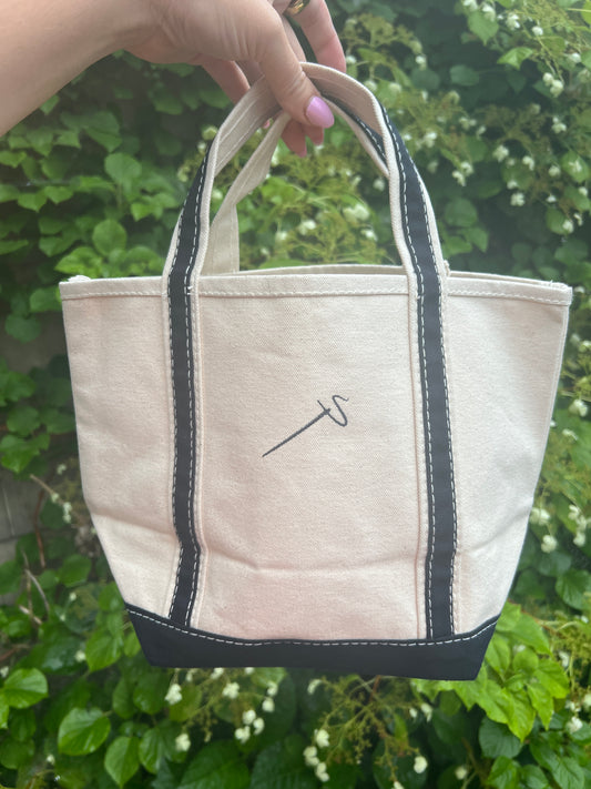 Mini needlepoint boat tote Navy