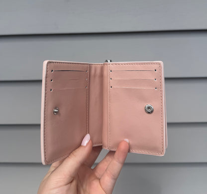 Self Finishing Zipper Snap Wallet