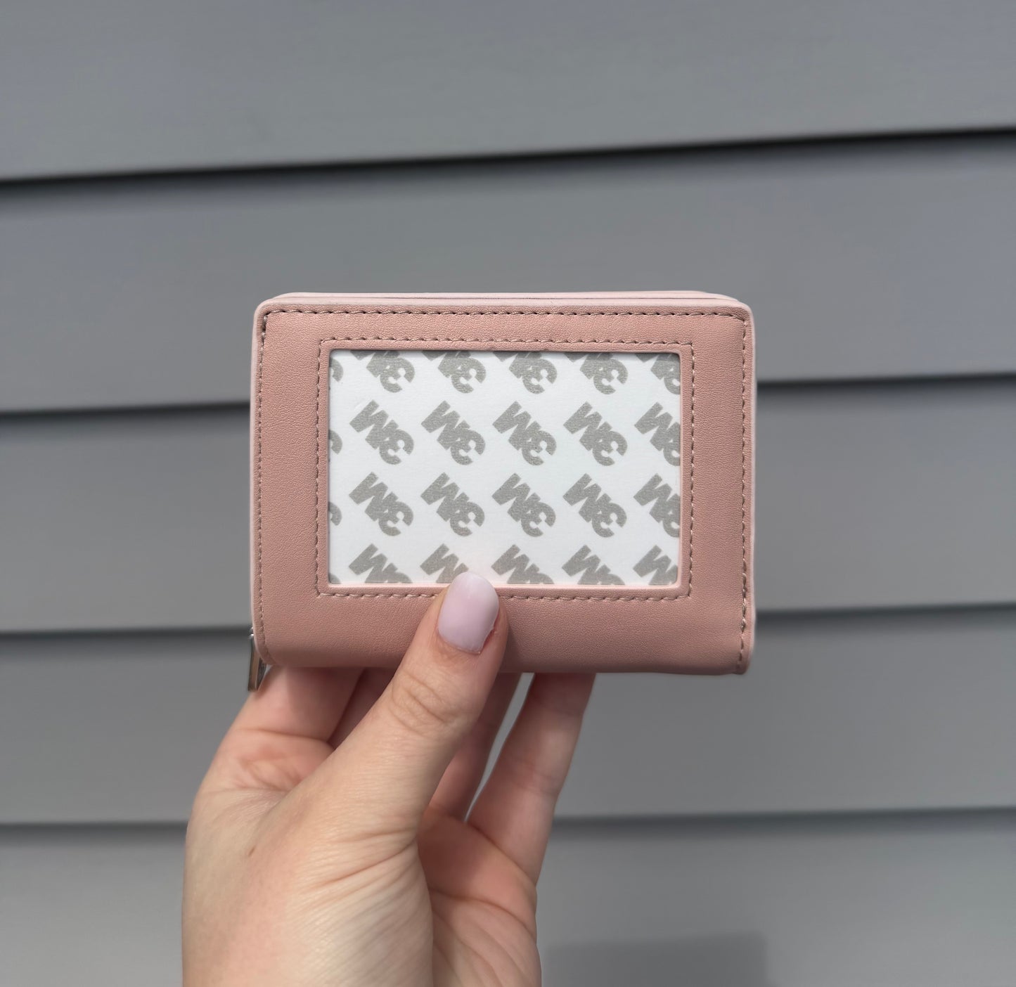 Self Finishing Zipper Snap Wallet