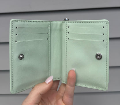 Self Finishing Zipper Snap Wallet