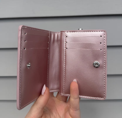 Self Finishing Zipper Snap Wallet