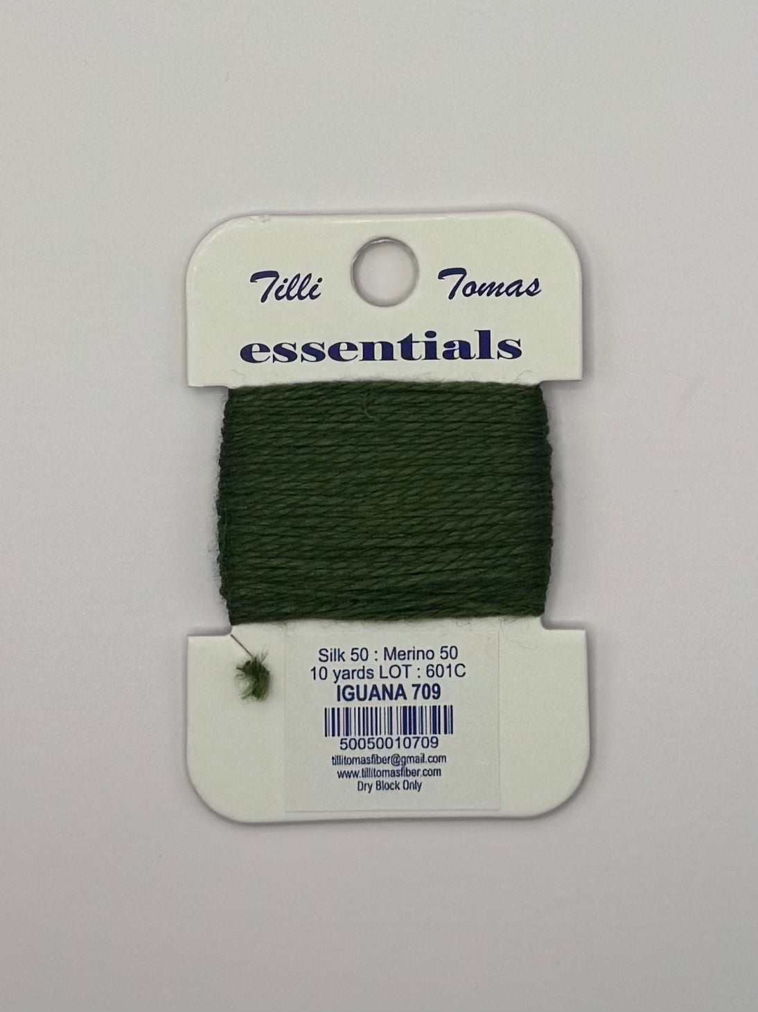 Essentials Card 709 Iguana